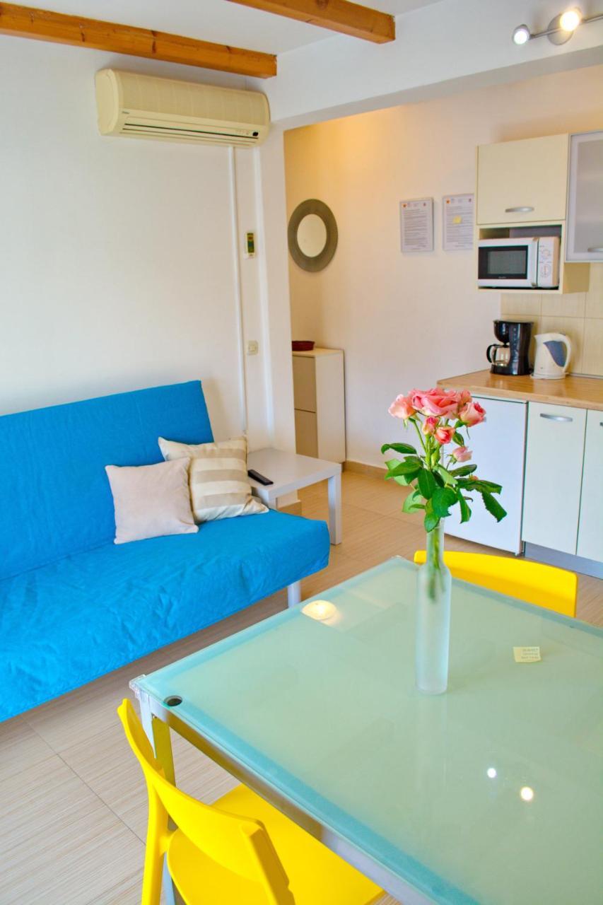 Apartments Cala Biograd Na Moru Exterior foto